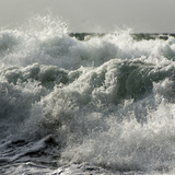 Sonhar com mar agitado: com ondas grandes, limpo, invadindo e mais!