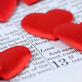 Salmo do amor: conheça as melhores passagens para relacionamentos!