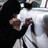 Sonhar com carro roubado: Em assalto, furto e muito mais!
