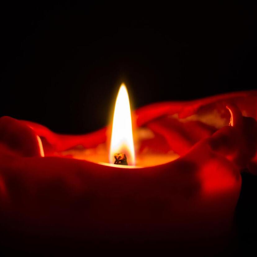 Significado da vela vermelha: Na igreja, umbanda, astrologia e mais!