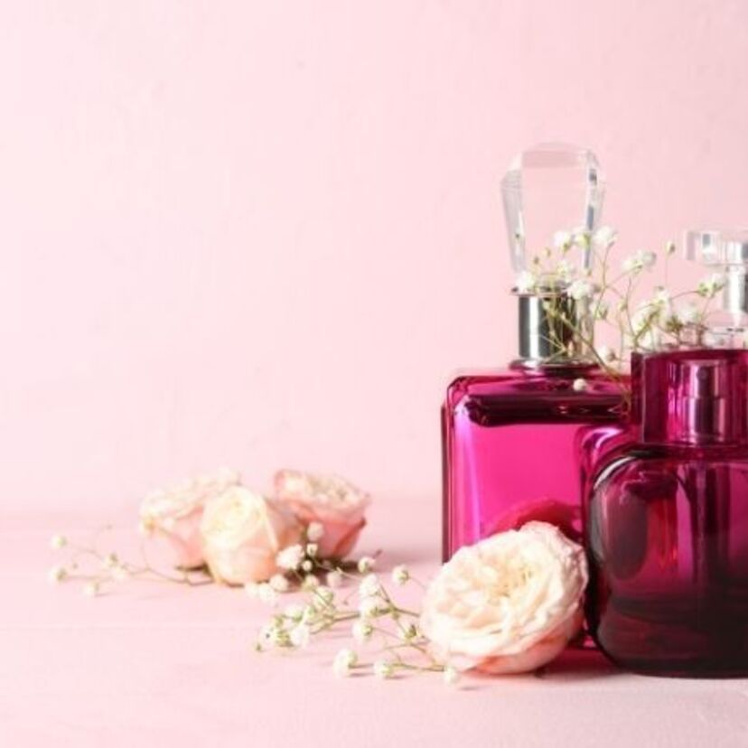 Os 10 melhores perfumes femininos para 2022: La vie est Belle, Coco Mademoiselle e mais!