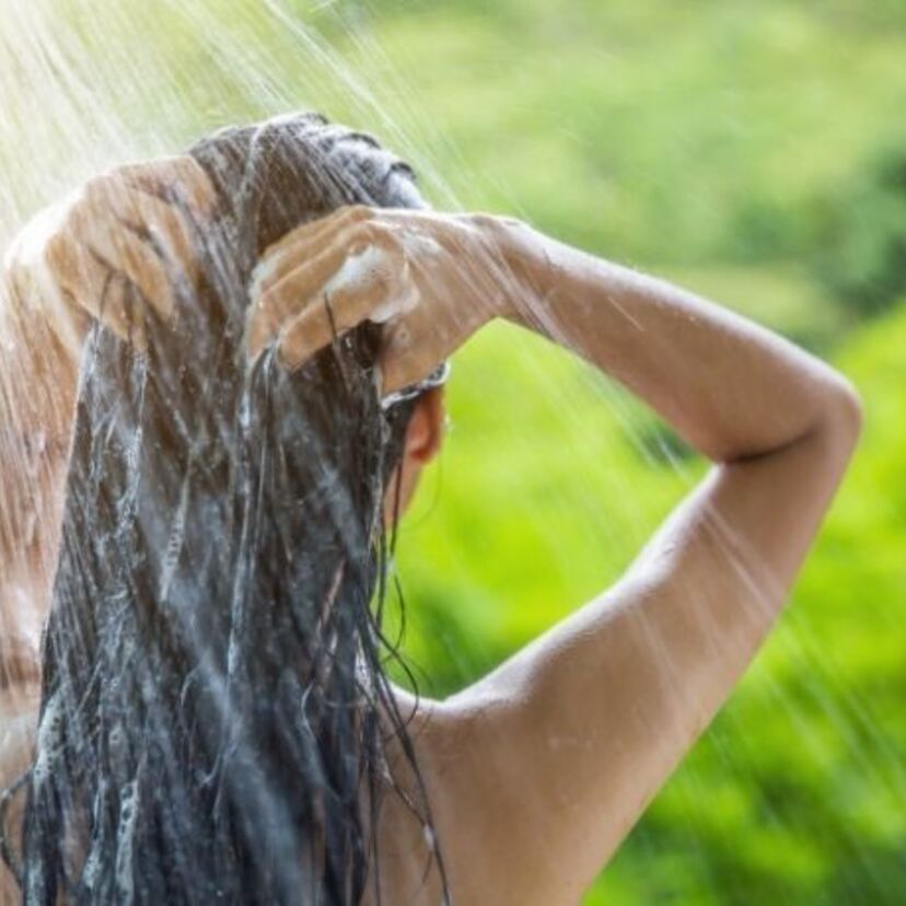 Os 10 melhores shampoos sem sulfato de 2022: hidratante, barato e mais!