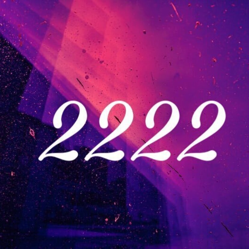 Numerologia 2222: significado, Bíblia, anjos, horas iguais e mais!