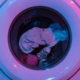 Sonhar que está lavando roupa: à mão, na máquina, na lavanderia e mais!
