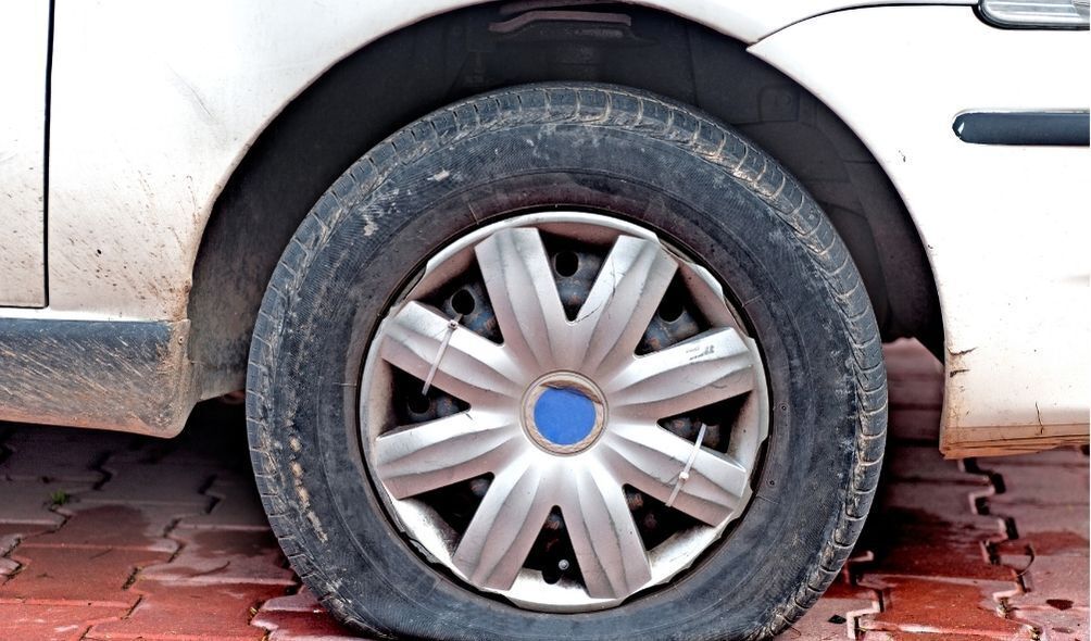 Imagem de pneu furado