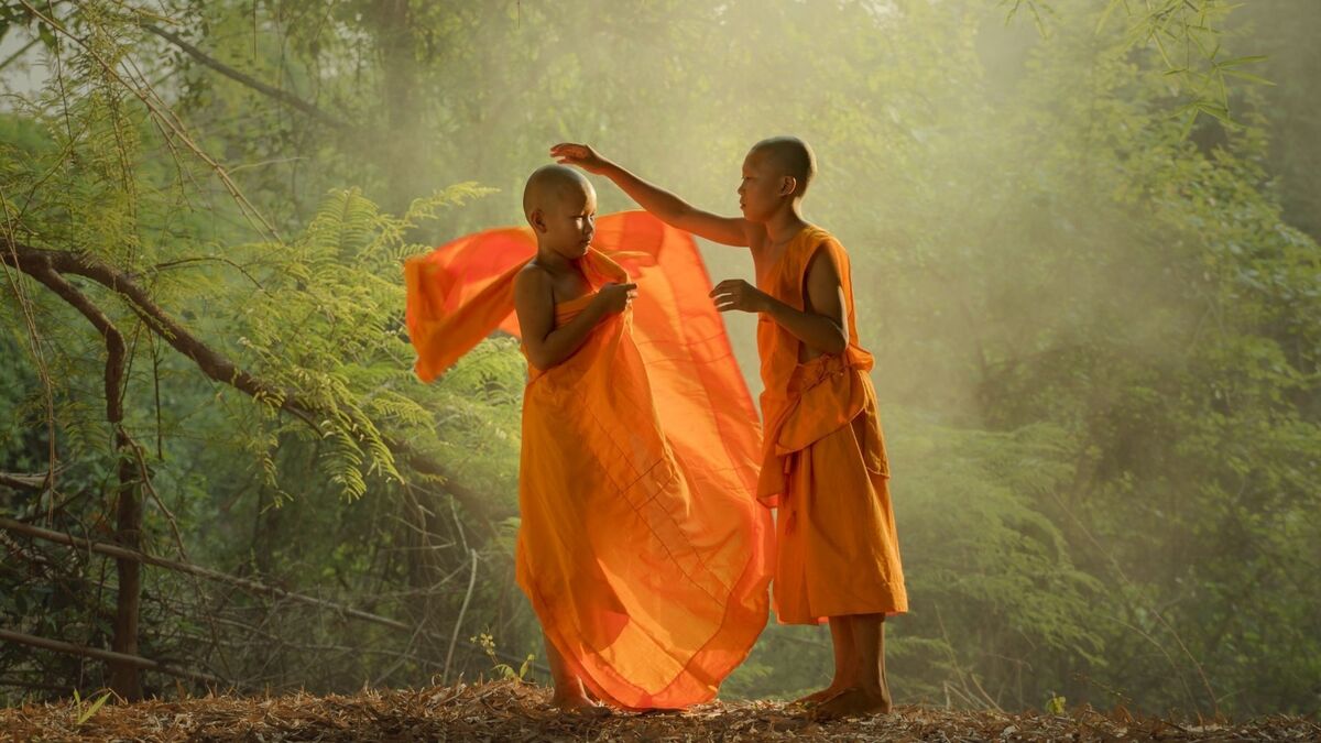 Dois monges.