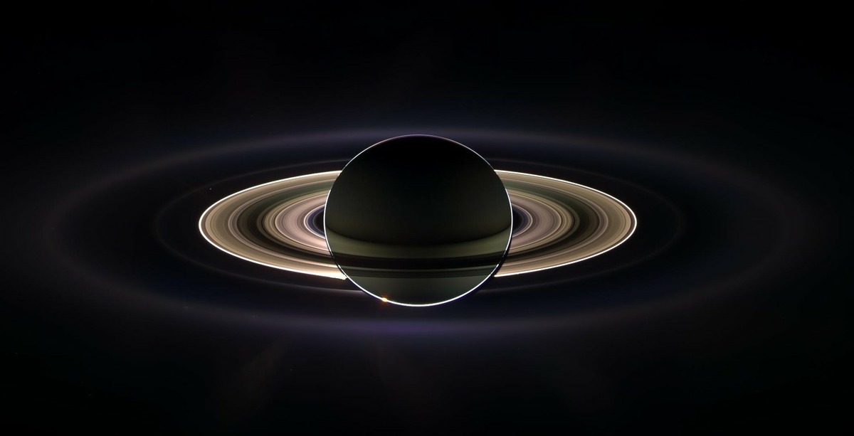 Planeta Saturno. 