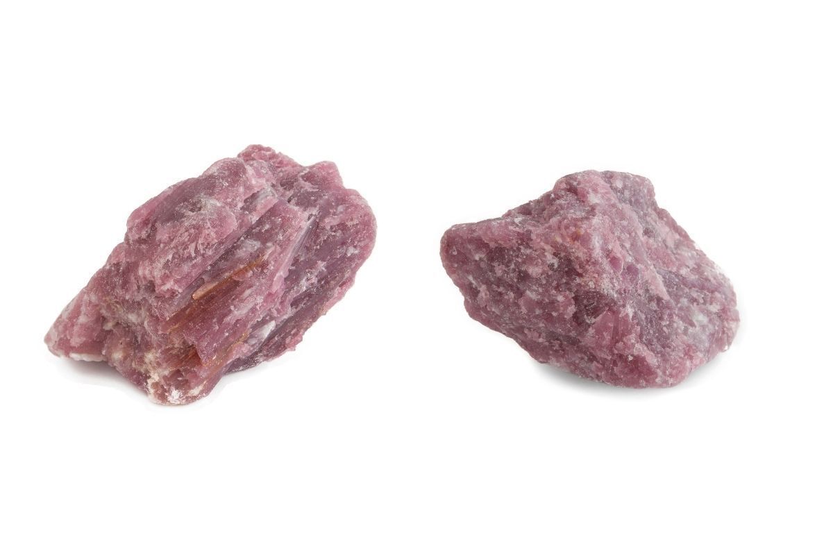 Pedras Turmalina Rosa brutas.