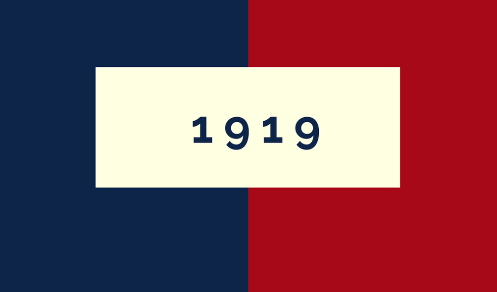 1919 em fundo branco, vermelho e azul