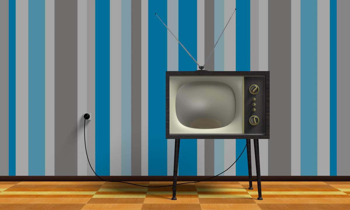 TV antiga em cenário retrô