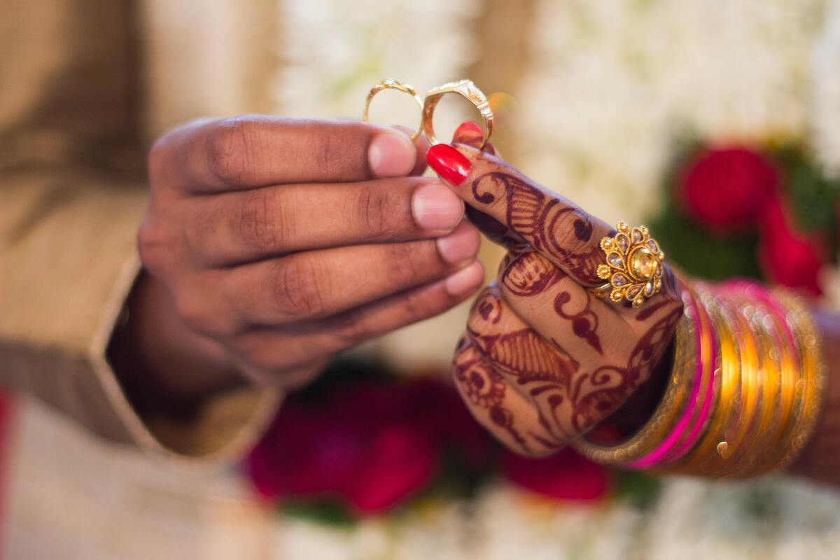 Troca de aliança em casamento hindu
