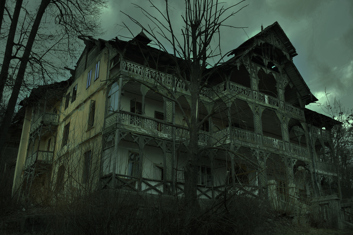 Grande casa mal-assombrada
