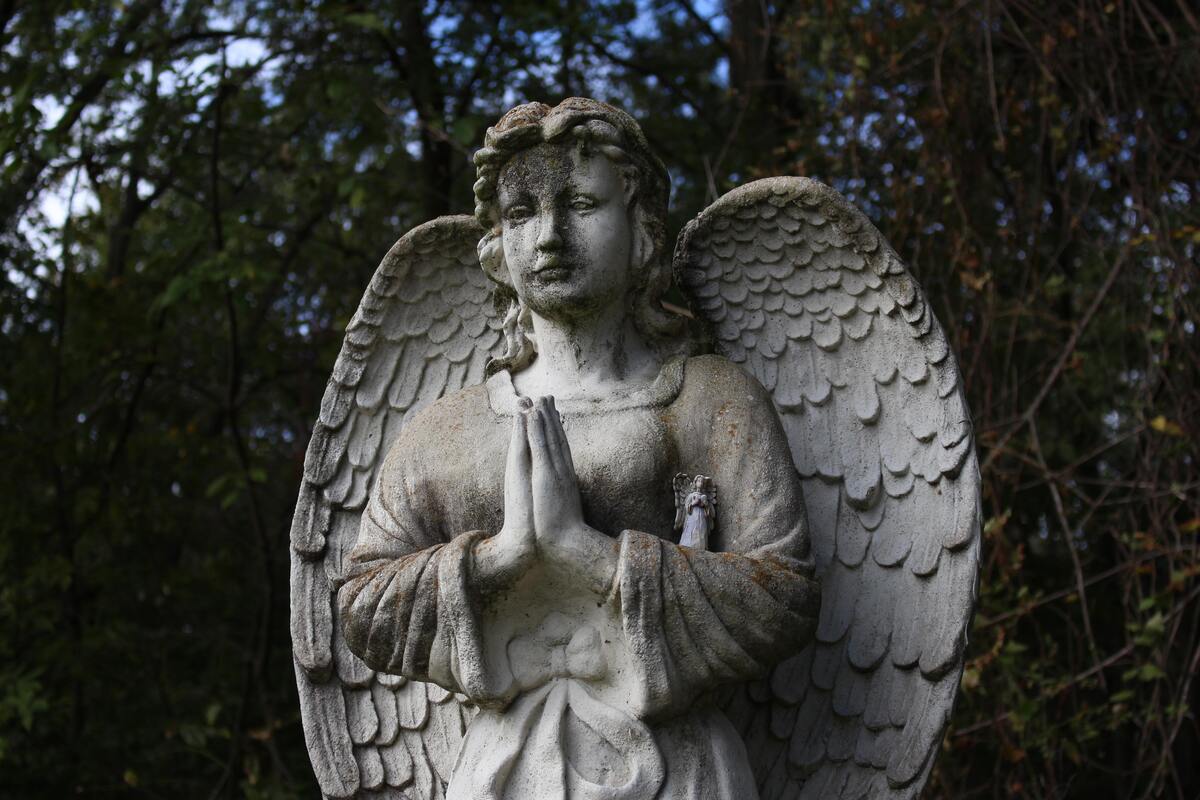 Estátua de um anjo.