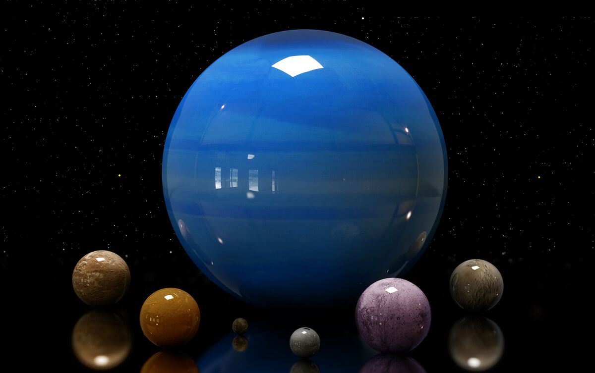Miniatura de Urano em meio a outros planetas.